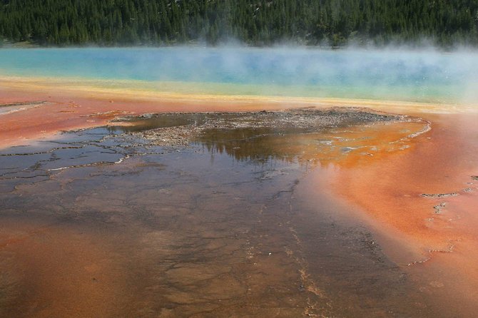 Yellowstone National Park - Full-Day Lower Loop Tour from Jackson - Grand Prismatic Spring and the colorful geothermal basin