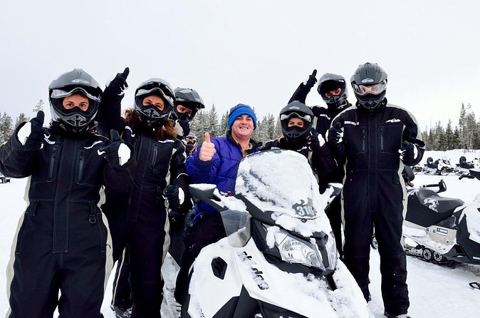 Yellowstone Old Faithful Full-Day Snowmobile Tour from Jackson Hole - West Thumb Geyser Basin and Yellowstone Lake